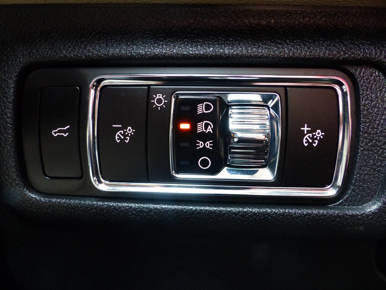 Used 2025 Lincoln Corsair Reserve w/ Equipment Group 202A image 22