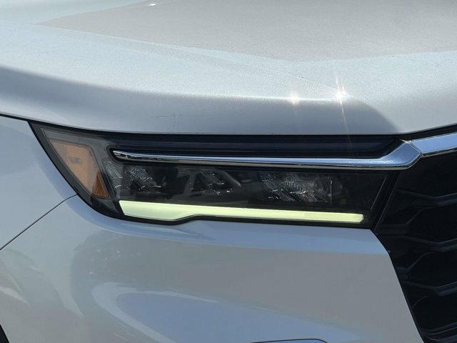 Used 2023 Honda Pilot Elite image 7