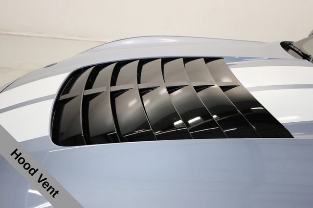 Used 2022 Ford Mustang Shelby GT500 w/ Technology Package RWD image 46