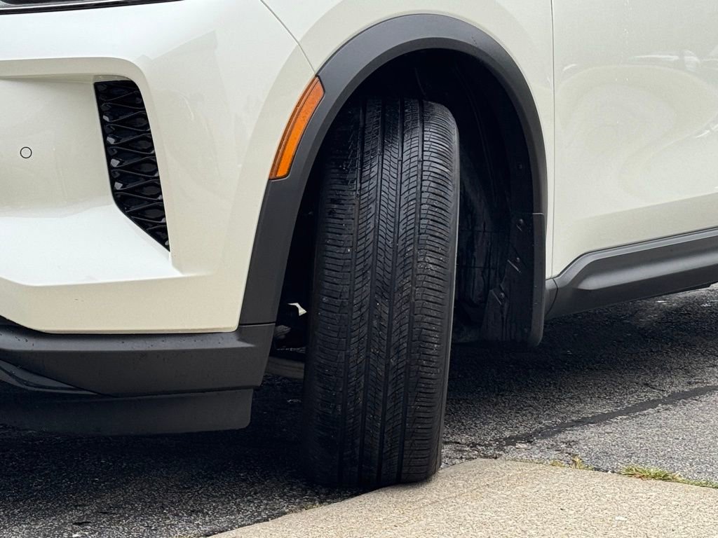 Certified 2025 INFINITI QX60 Luxe w/ Cargo Package image 10