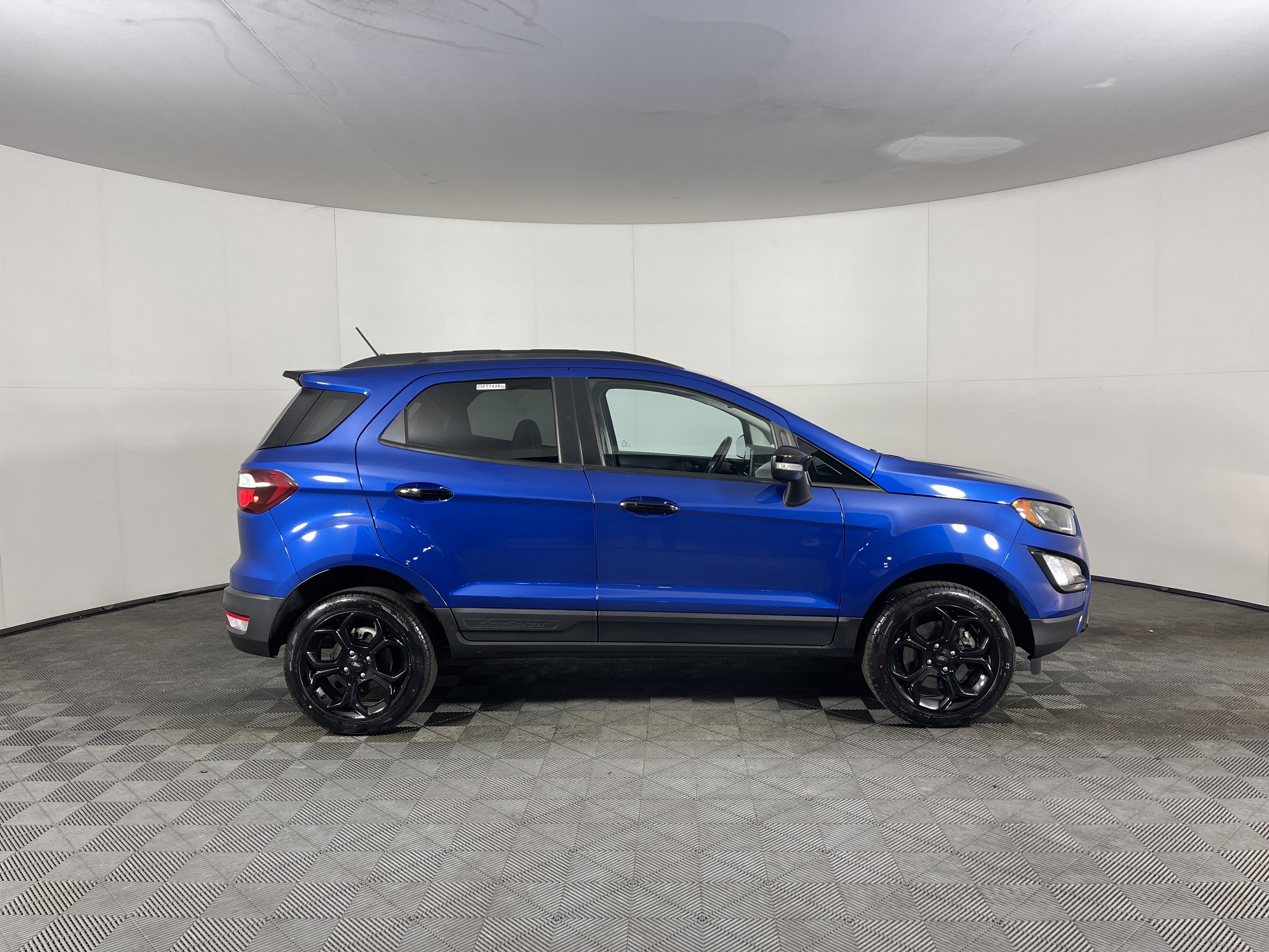 Used 2022 Ford EcoSport SES image 5