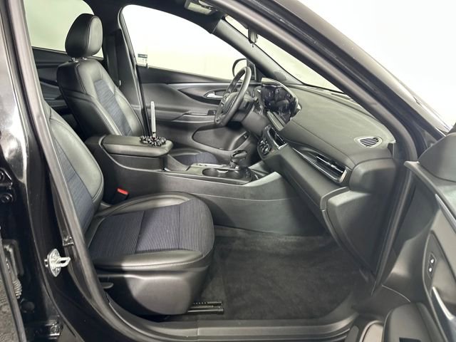 Used 2025 Buick Envista Preferred w/ Convenience I Package image 28