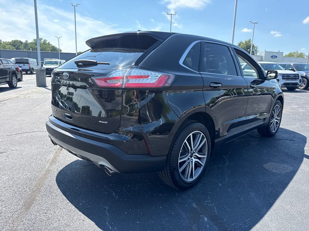 Used 2024 Ford Edge Titanium w/ Equipment Group 301A AWD/4WD image 7