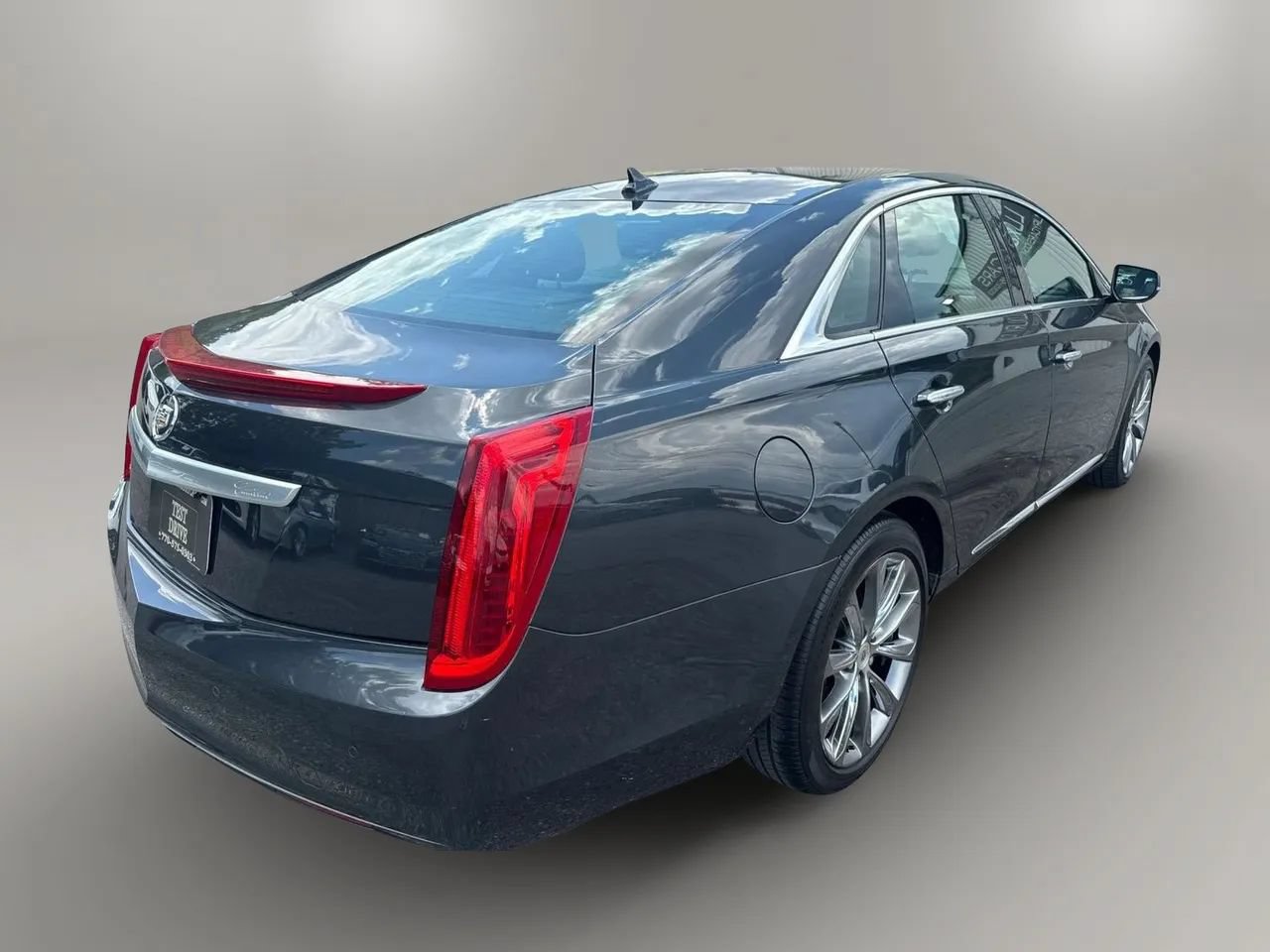 Used 2013 Cadillac XTS FWD image 9