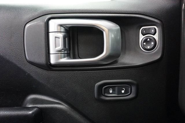 Used 2019 Jeep Wrangler Unlimited Sport S image 9