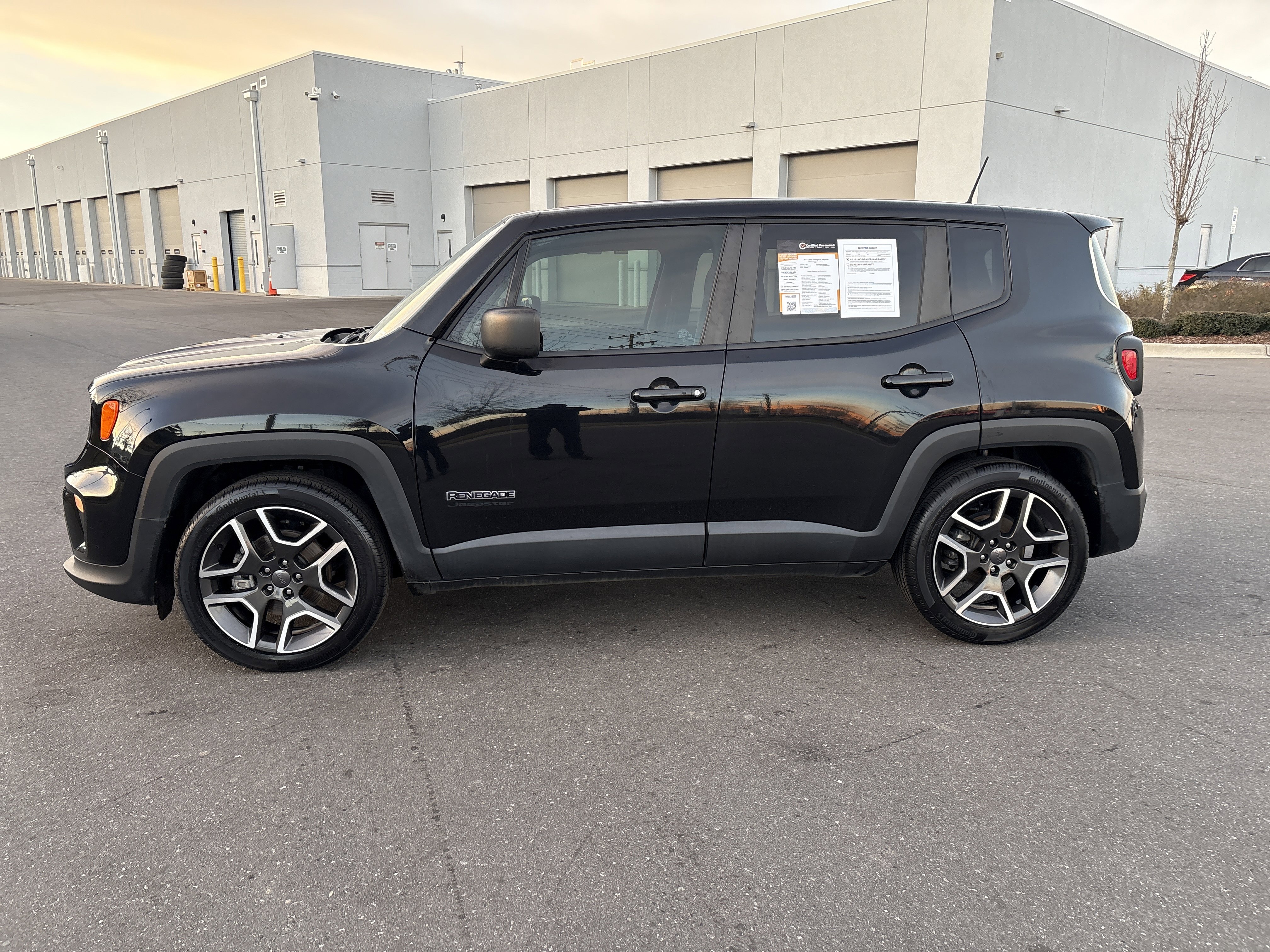 Used 2021 Jeep Renegade Sport image 6