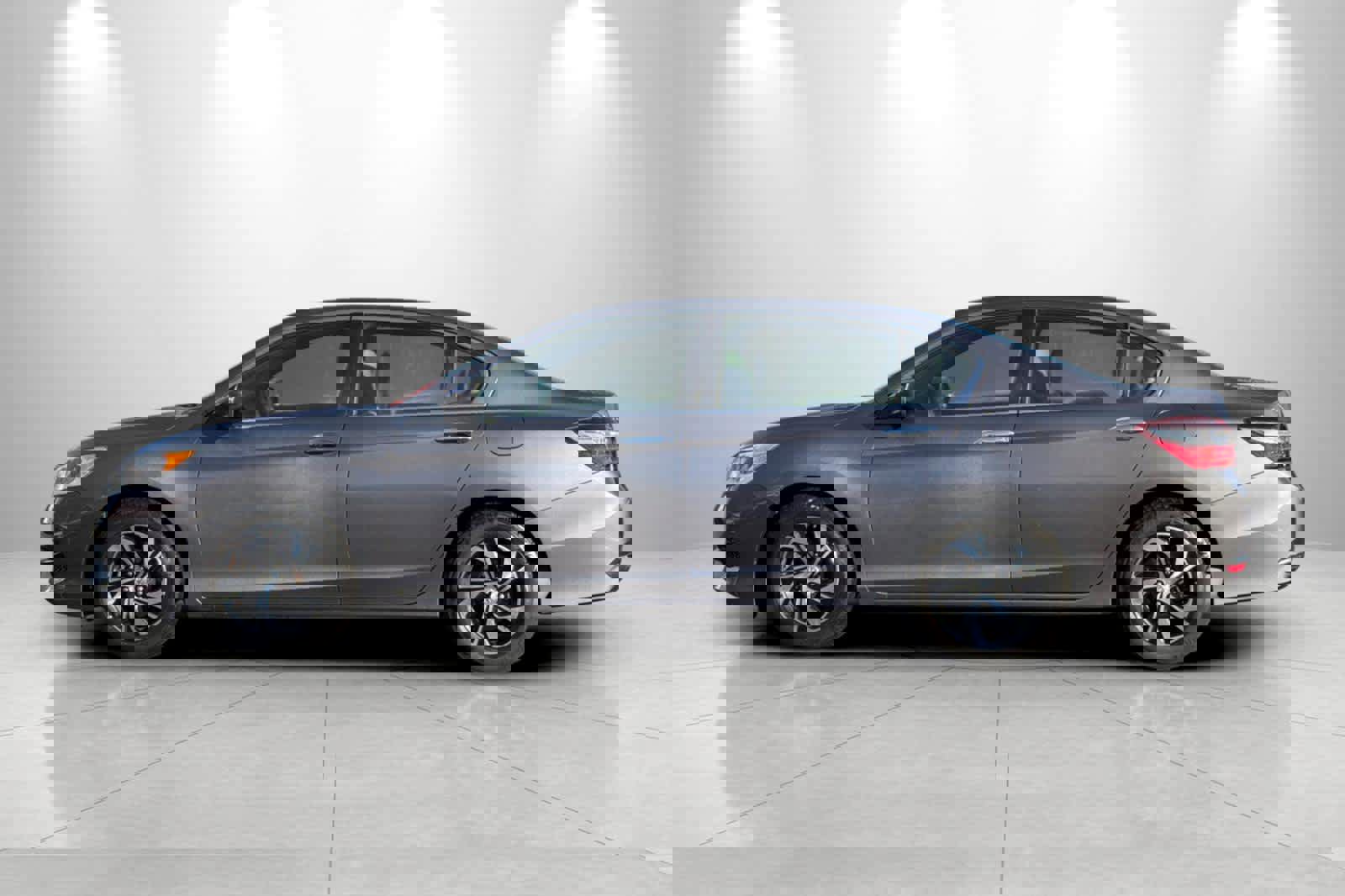 Used 2016 Honda Accord LX image 5