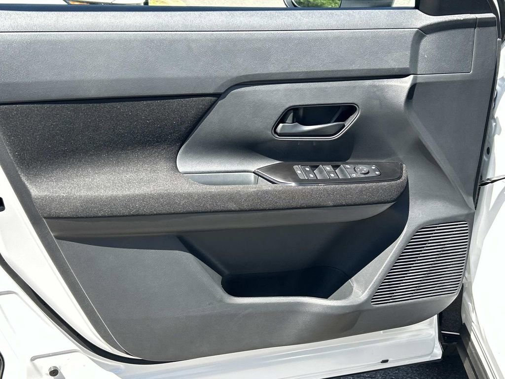 New 2026 Nissan Kicks S FWD image 15