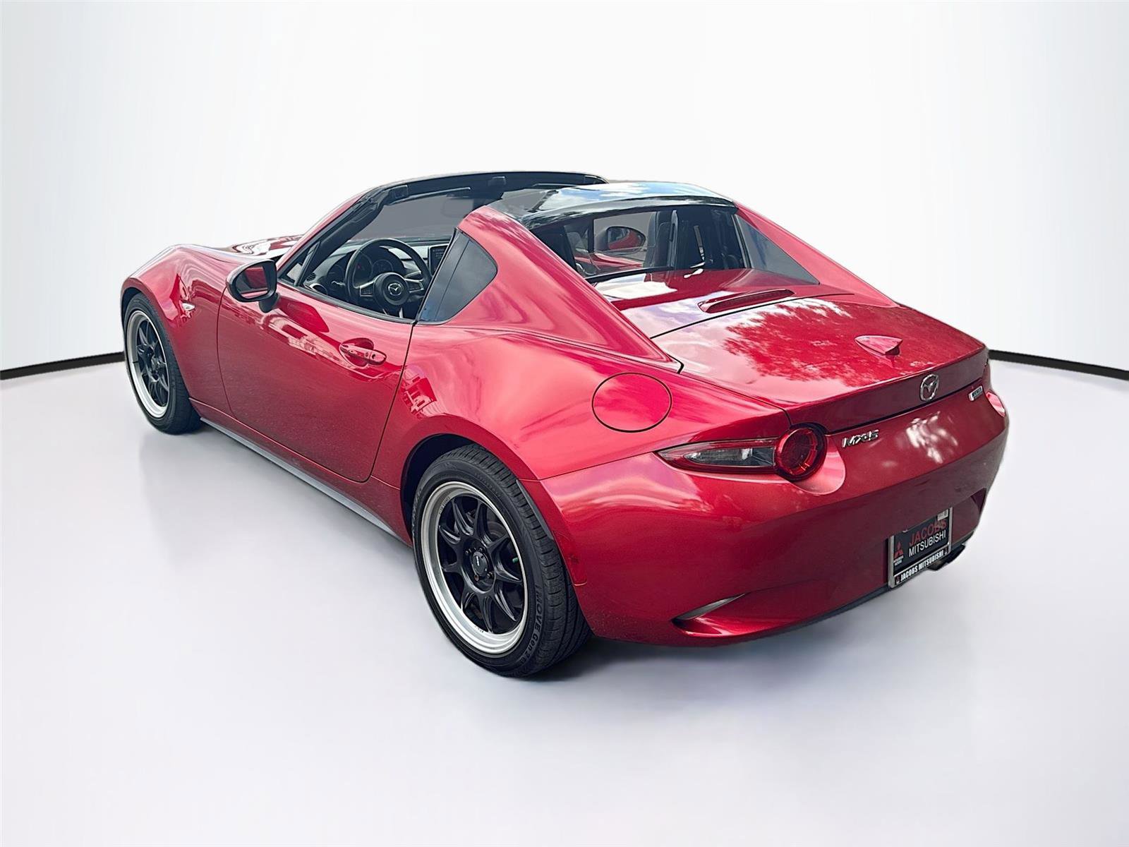 Used 2017 MAZDA MX-5 Miata RF Grand Touring image 5