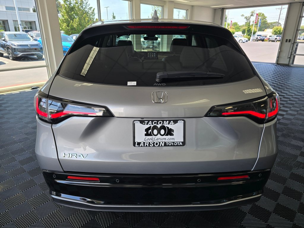 Used 2024 Honda HR-V EX-L image 4