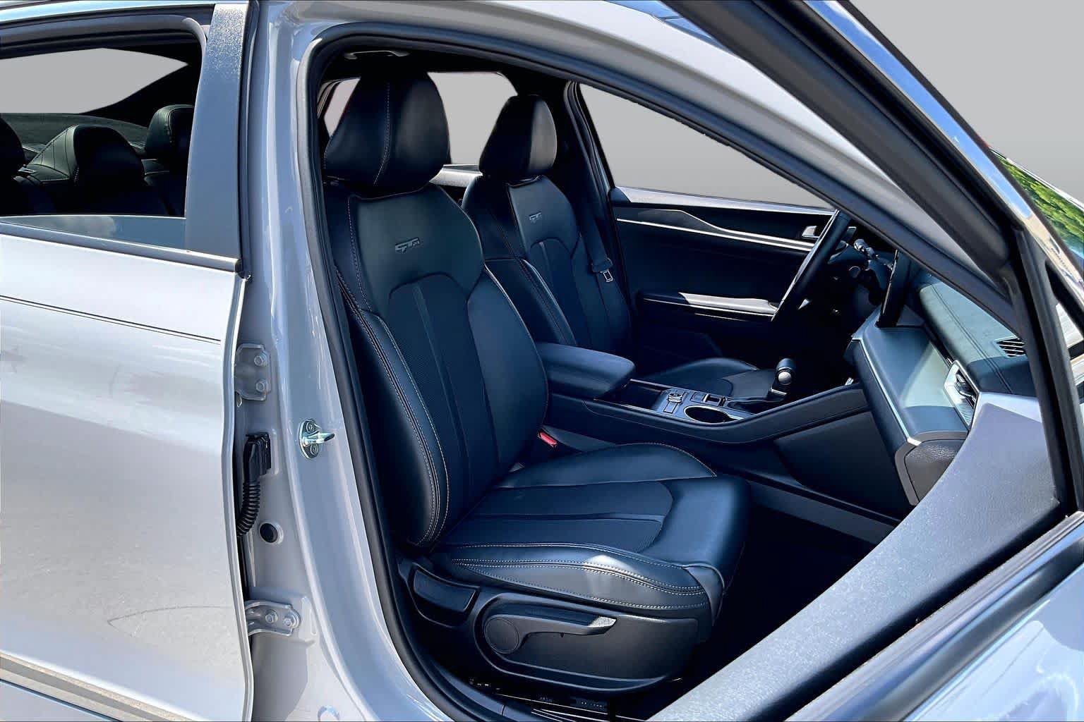 Used 2022 Kia K5 GT-Line FWD image 8