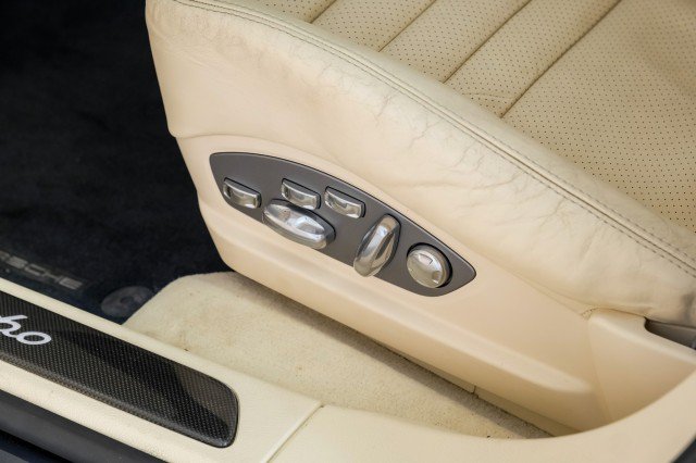 Used 2010 Porsche Panamera Turbo AWD/4WD image 33