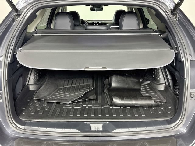 Certified 2025 Subaru Outback Touring w/ Popular Package #2 AWD/4WD image 30