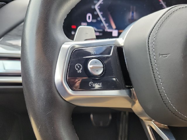 Used 2025 BMW 740i RWD image 24