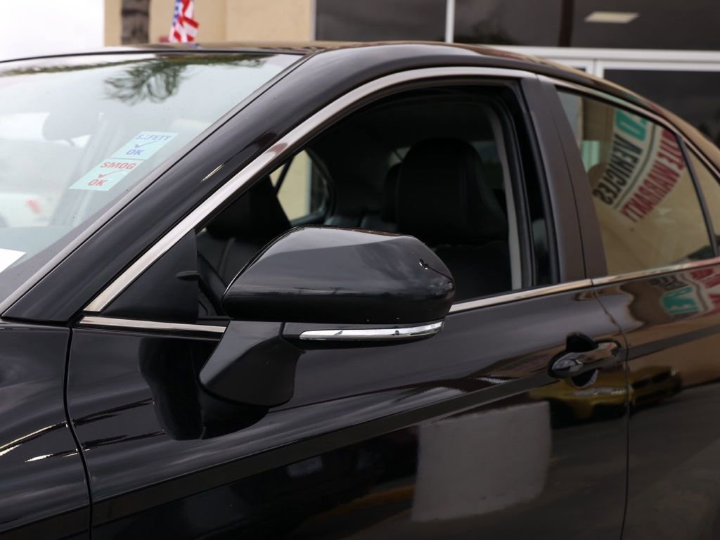 Used 2024 Toyota Camry SE FWD image 12