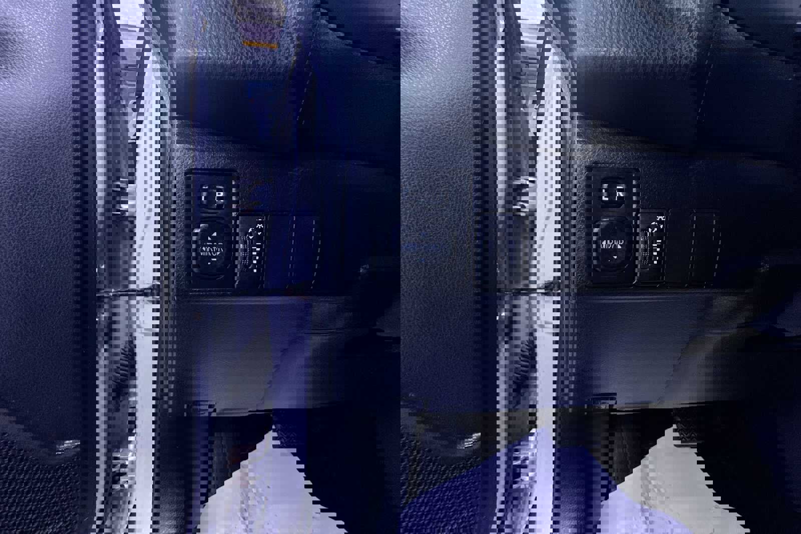 Used 2014 Toyota Corolla S image 16