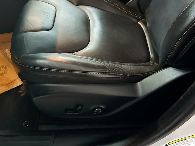 Used 2018 Jeep Cherokee Limited w/ High Altitude Package image 19