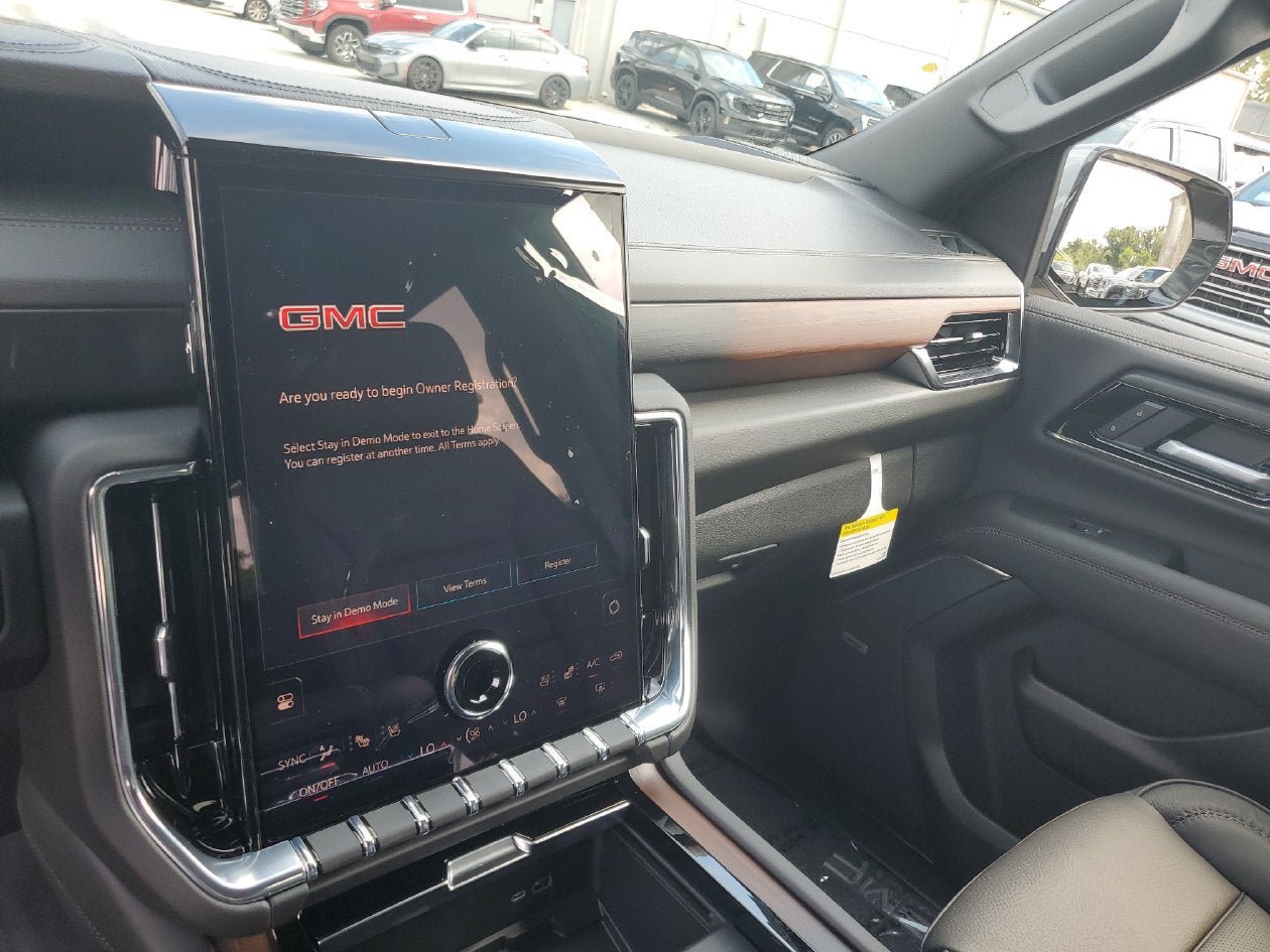 New 2027 GMC Yukon Denali w/ Denali Reserve Package AWD/4WD image 26