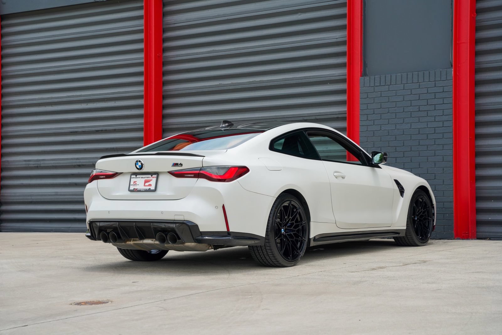 Used 2022 BMW M4 Competition w/ M Carbon Exterior Package RWD image 11
