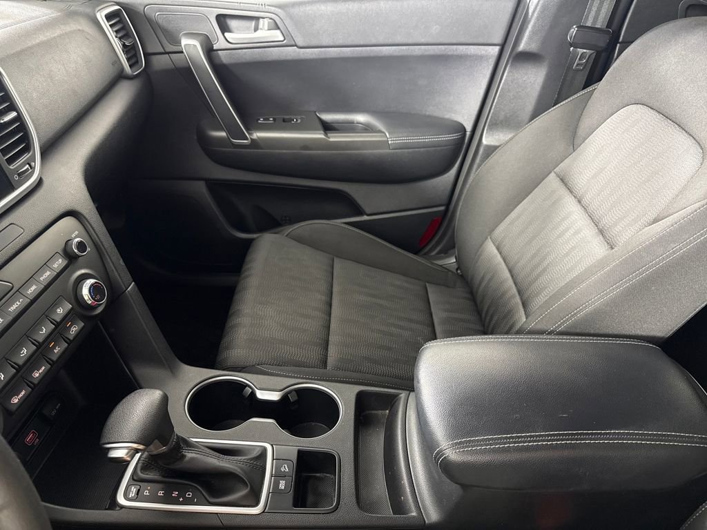 Used 2021 Kia Sportage LX image 19