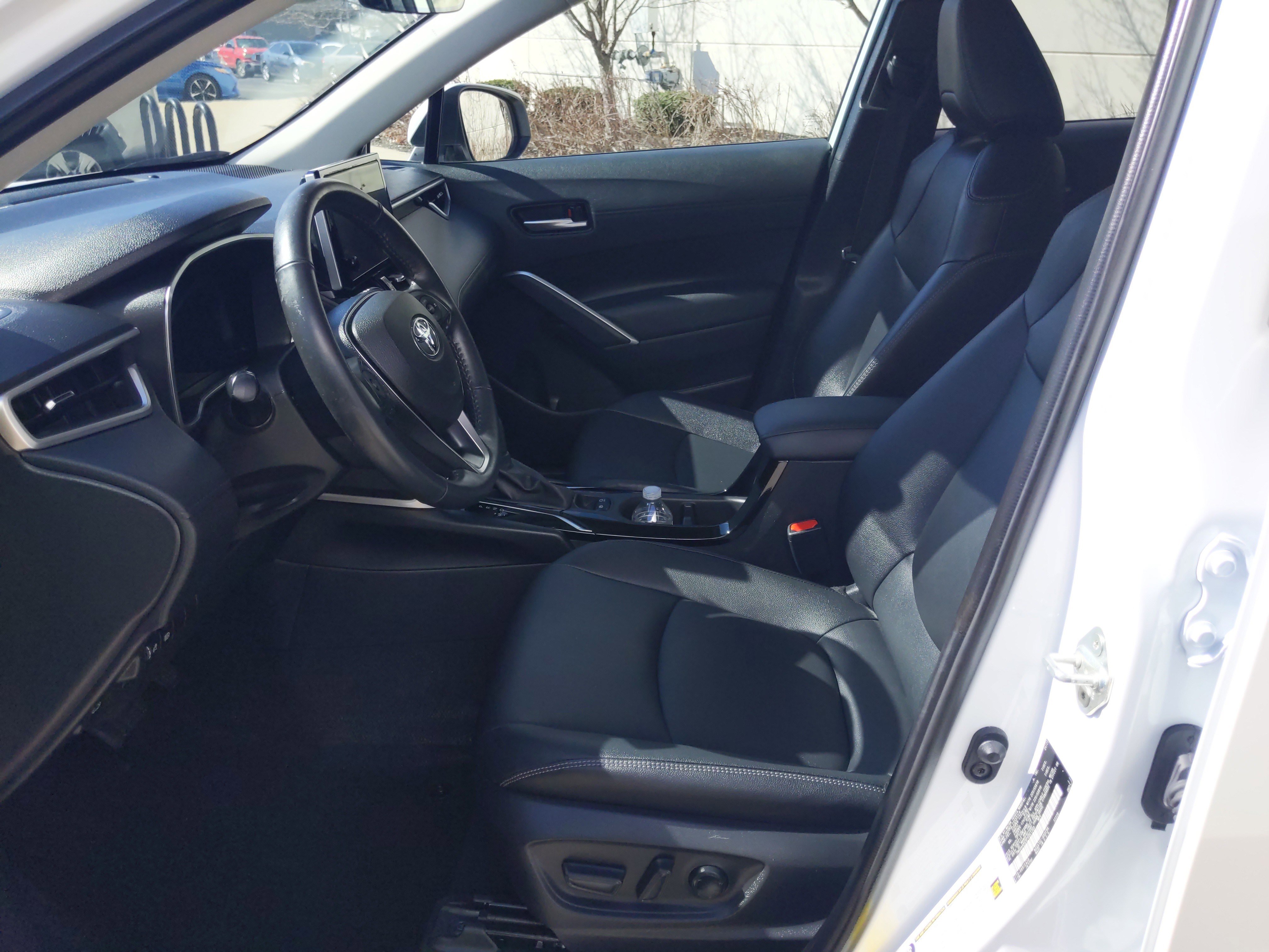 Certified 2023 Toyota Corolla Cross XLE w/ Convenience Package image 15