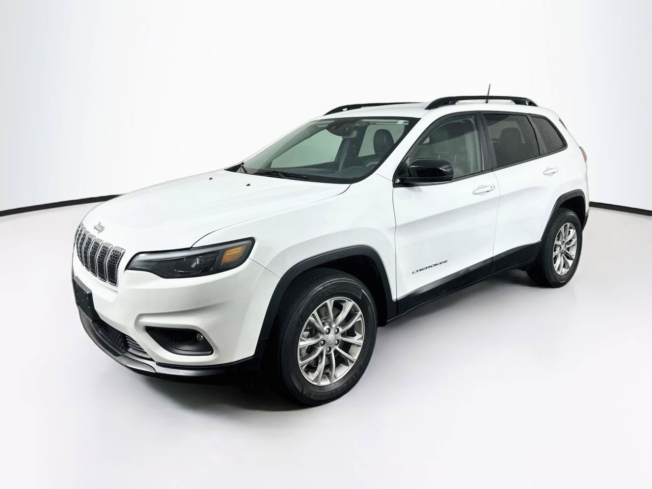 Used 2022 Jeep Cherokee Latitude Lux AWD/4WD image 3