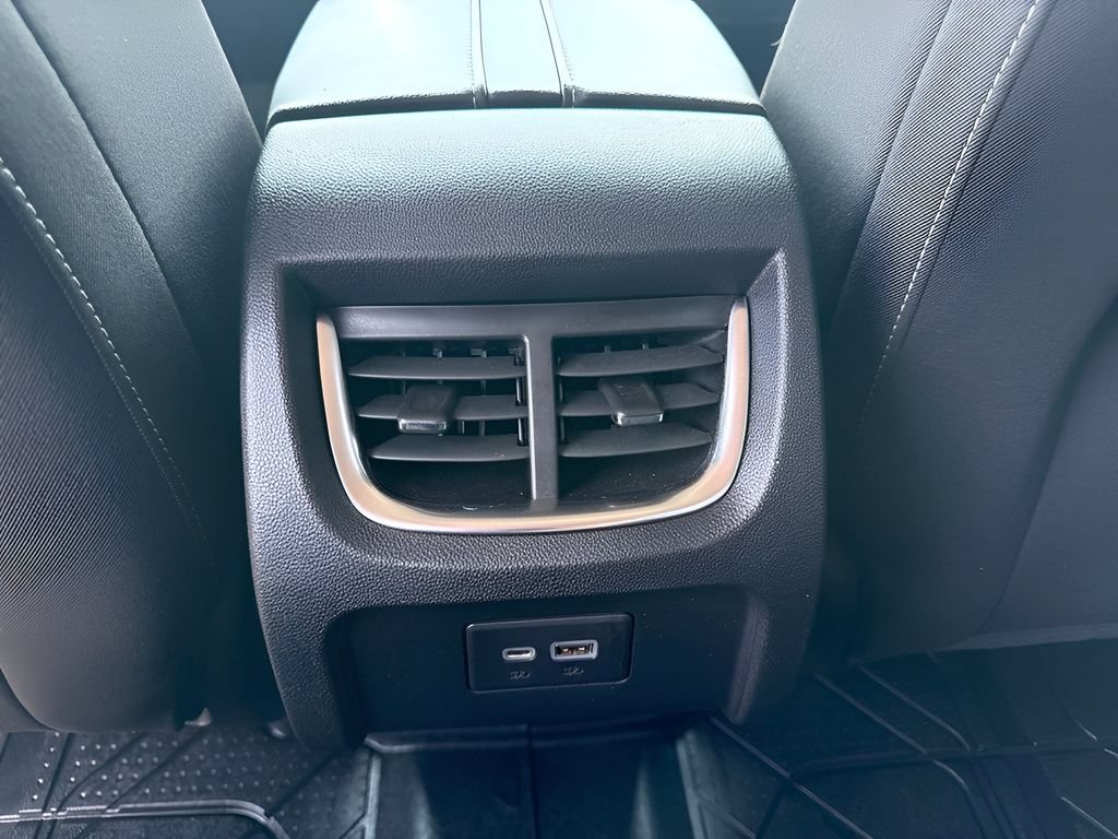 Used 2023 Chevrolet Blazer LT w/ LPO, Floor Liner Package FWD image 12