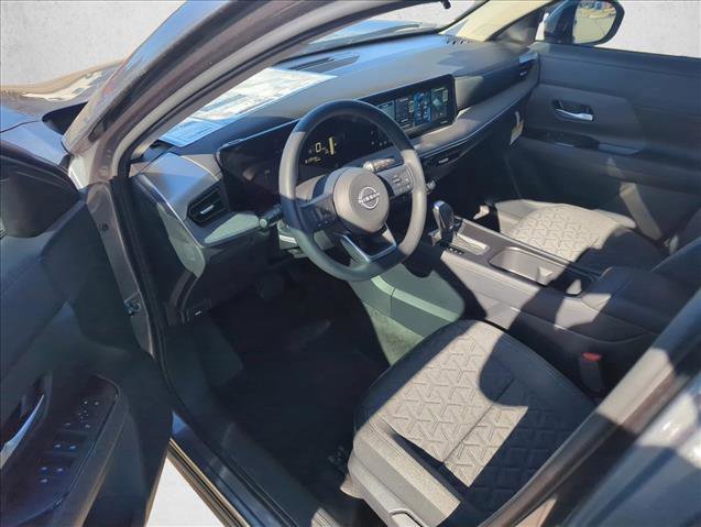 New 2026 Nissan Kicks SV image 9