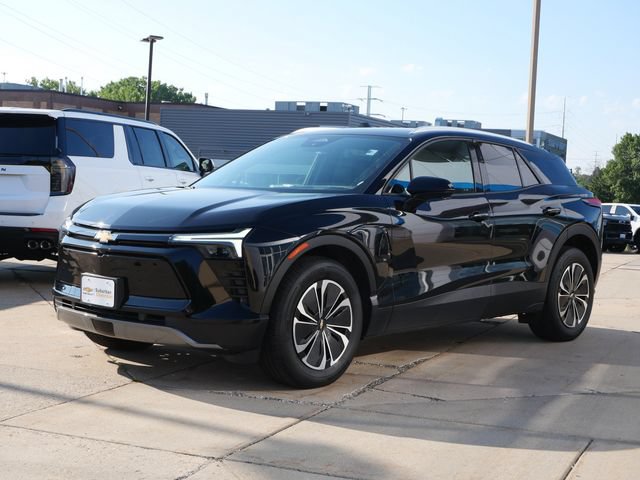 Used 2024 Chevrolet Blazer EV LT AWD/4WD image 3
