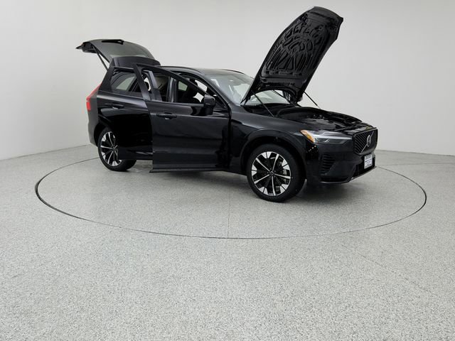 New 2026 Volvo XC60 T8 Plus w/ Climate Package image 10