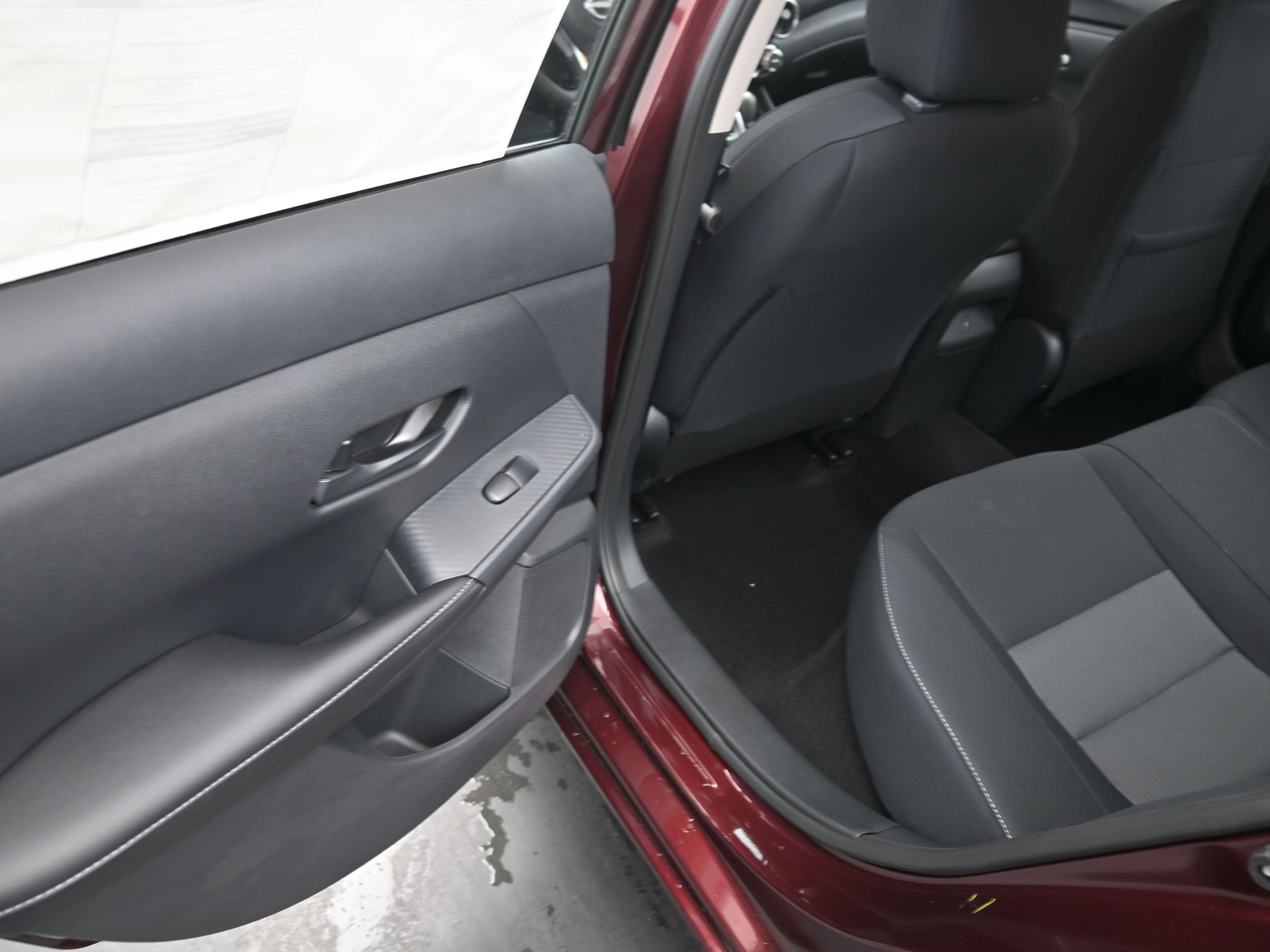 New 2025 Nissan Sentra SV w/ All-Weather Package image 17