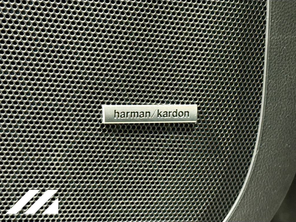 Used 2023 Subaru Ascent Limited w/ Technology Package image 21