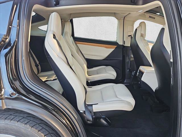 Used 2018 Tesla Model X 75D AWD/4WD image 21