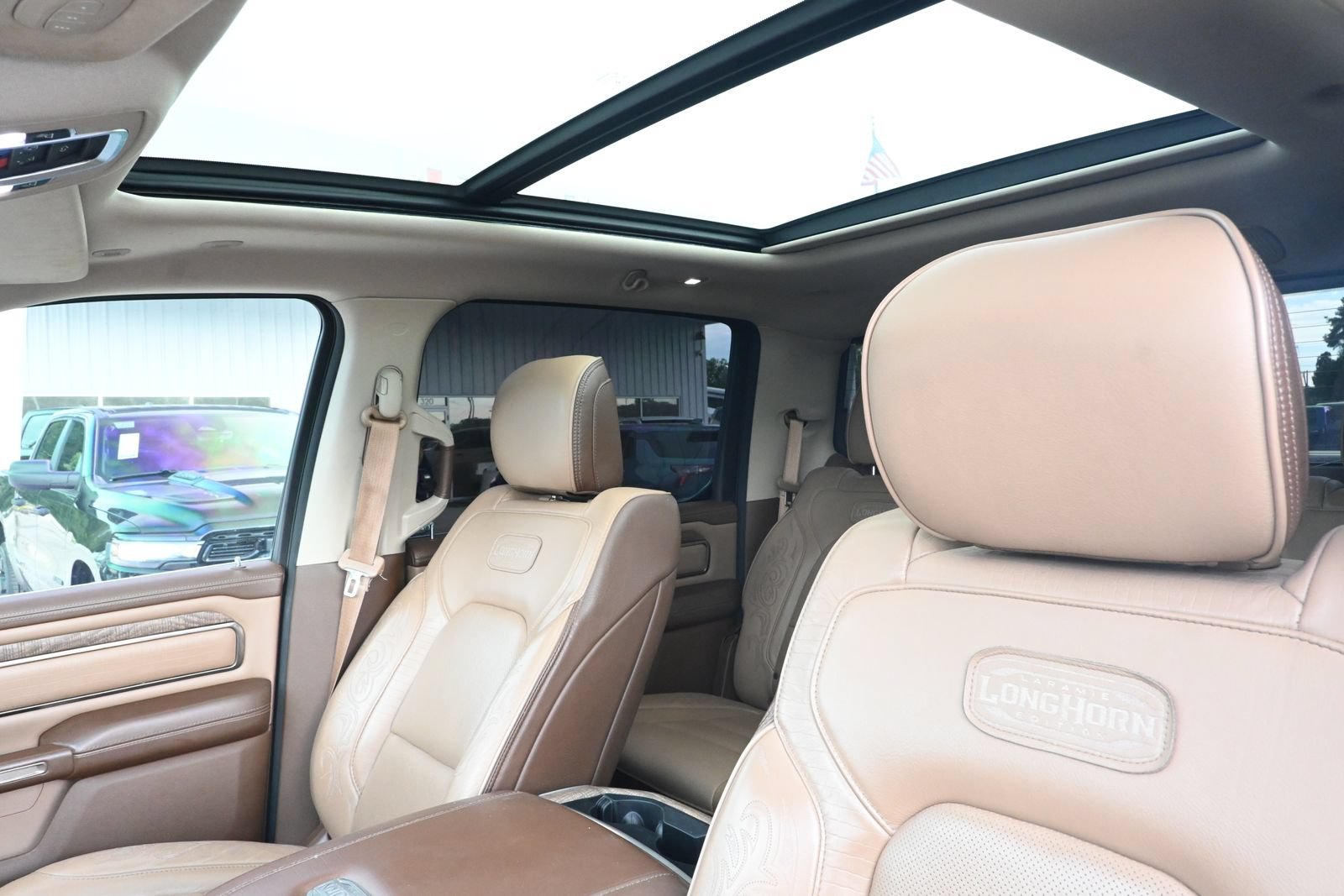 Used 2019 RAM 1500 Limited AWD/4WD image 17