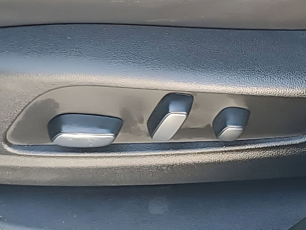 Used 2023 Cadillac XT5 Premium Luxury image 29