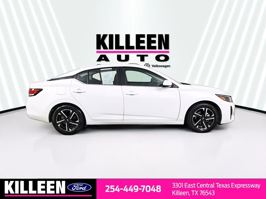 Used 2024 Nissan Sentra SV image 9