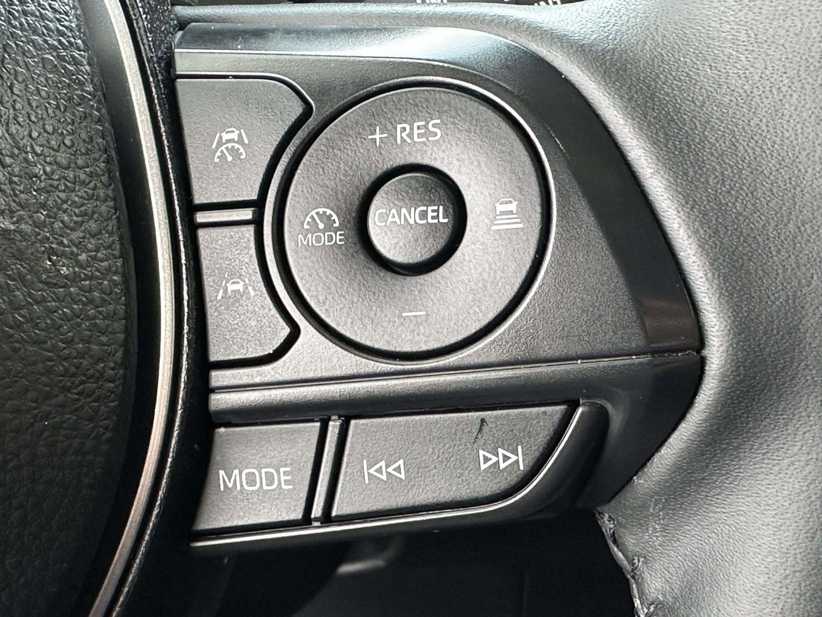 Used 2026 Toyota Corolla SE image 19