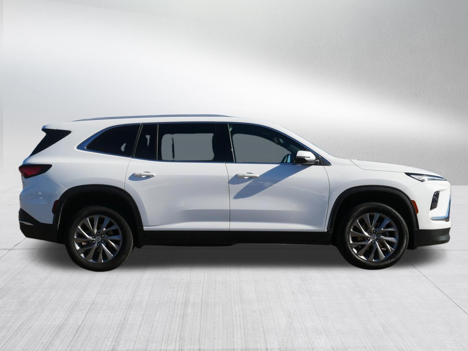 Used 2026 Buick Enclave Preferred AWD/4WD image 8
