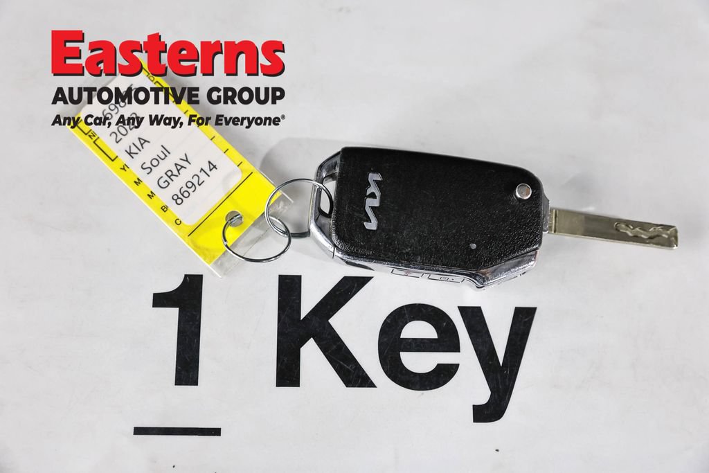 Used 2023 Kia Soul LX w/ Option Group 015 FWD image 25