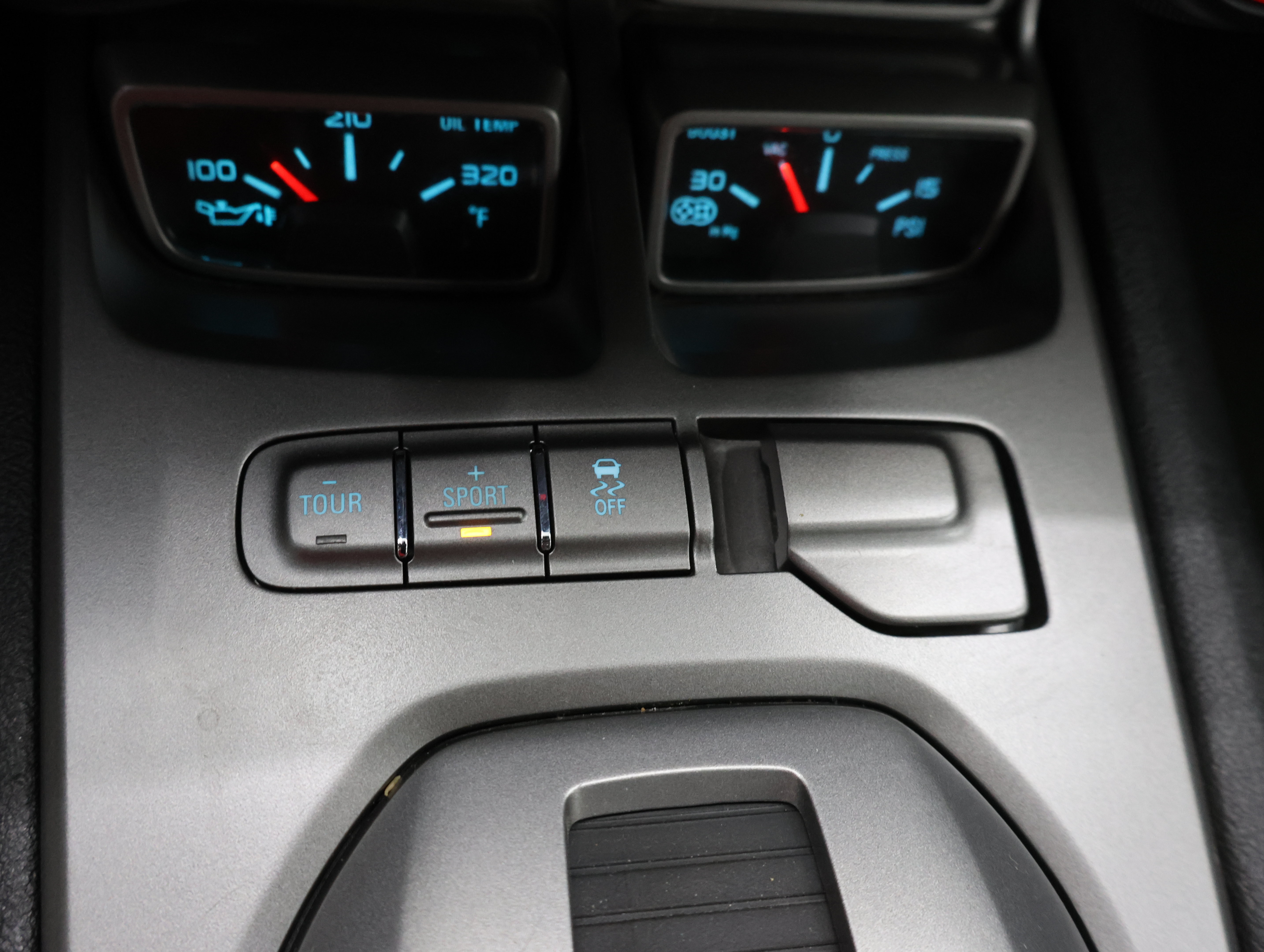 Used 2015 Chevrolet Camaro ZL1 RWD image 40