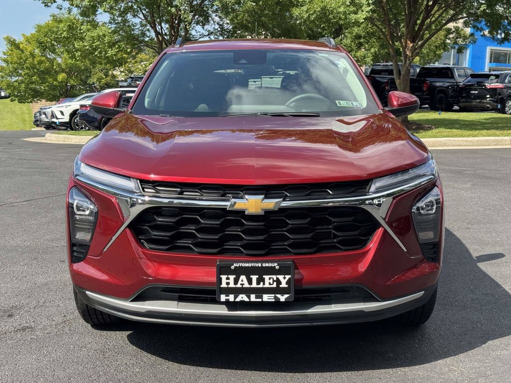 Used 2024 Chevrolet Trax LT FWD image 26