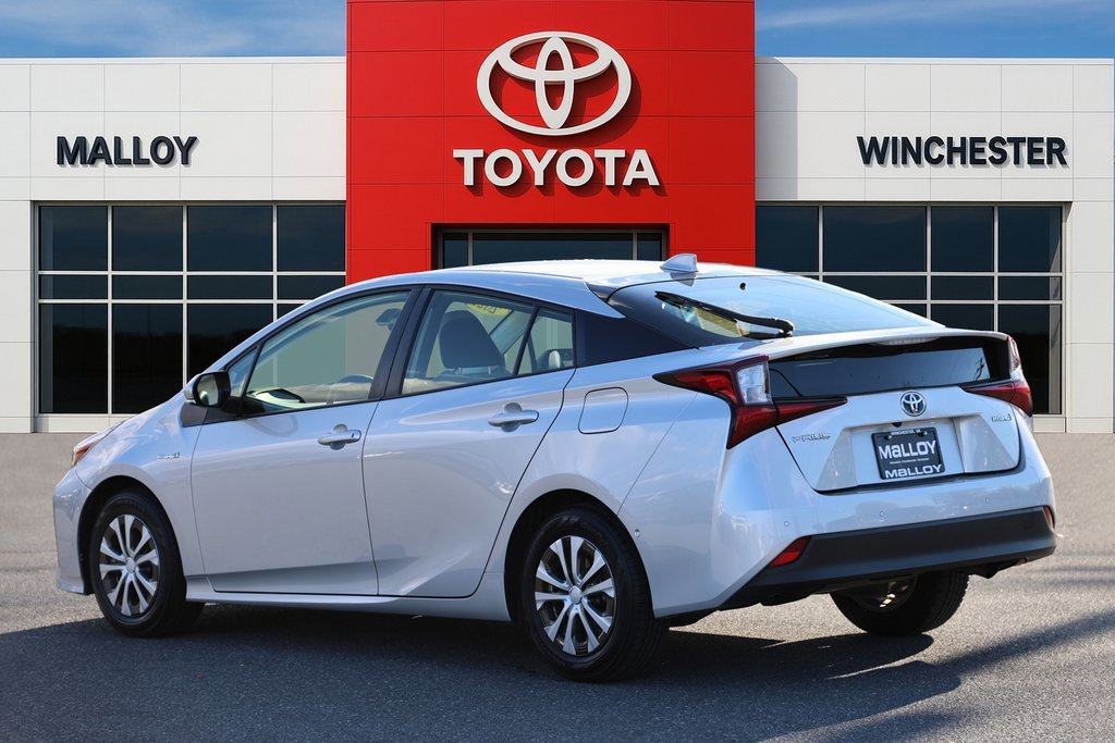 Certified 2022 Toyota Prius LE image 5