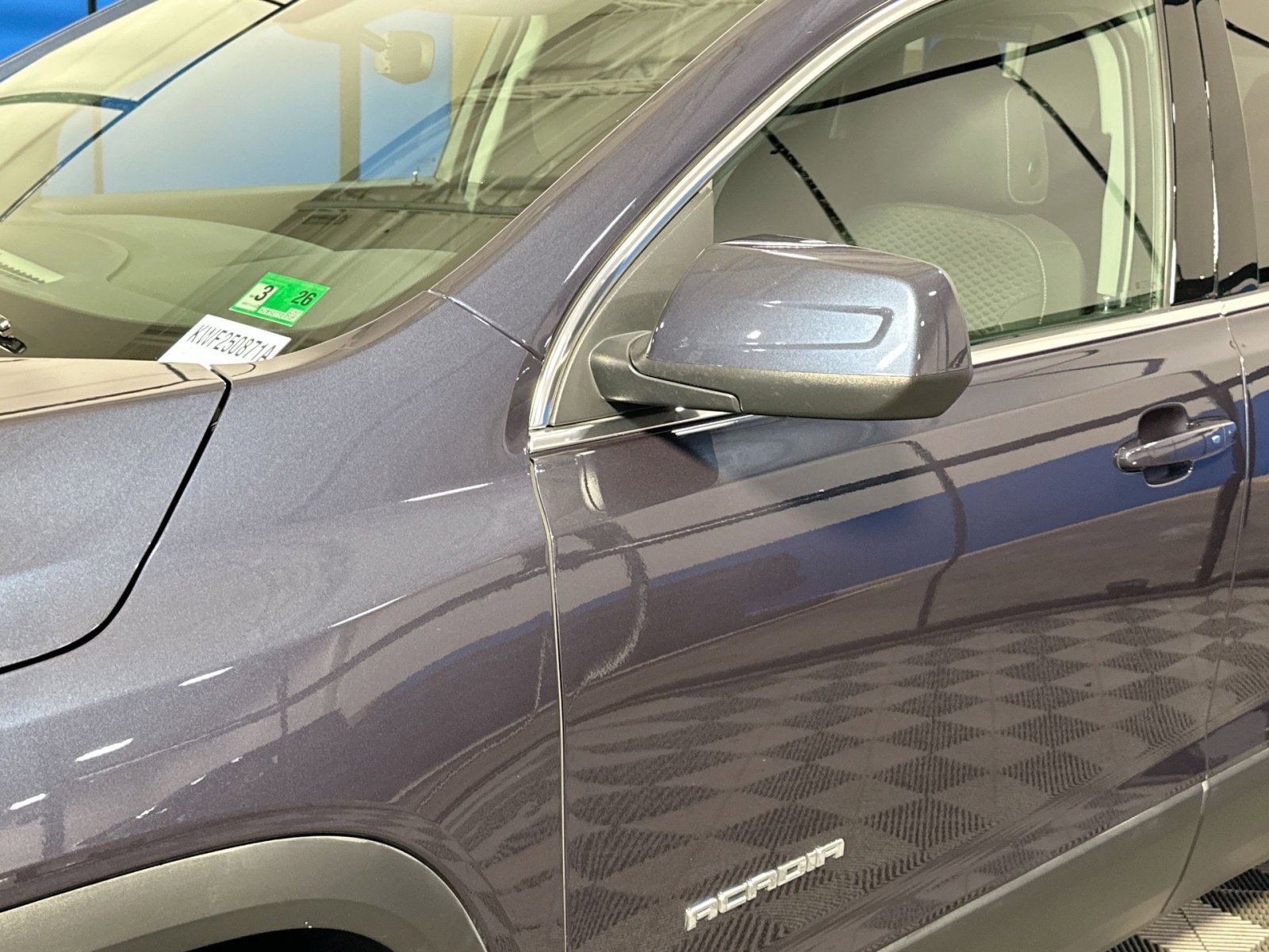 Used 2019 GMC Acadia SLE image 40