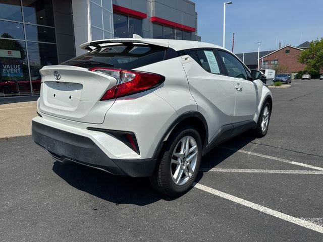 Used 2021 Toyota C-HR LE FWD image 3