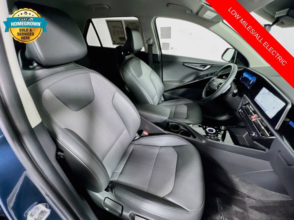 Certified 2025 Kia Niro Wind FWD image 29