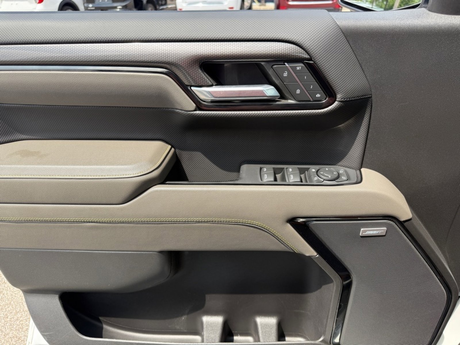 Used 2023 Chevrolet Silverado 1500 ZR2 image 37