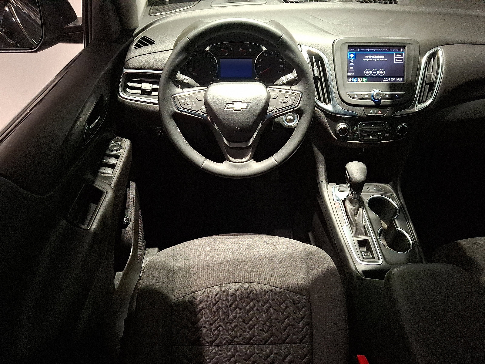Used 2024 Chevrolet Equinox LT w/ LPO, Floor Liner Package AWD/4WD image 11