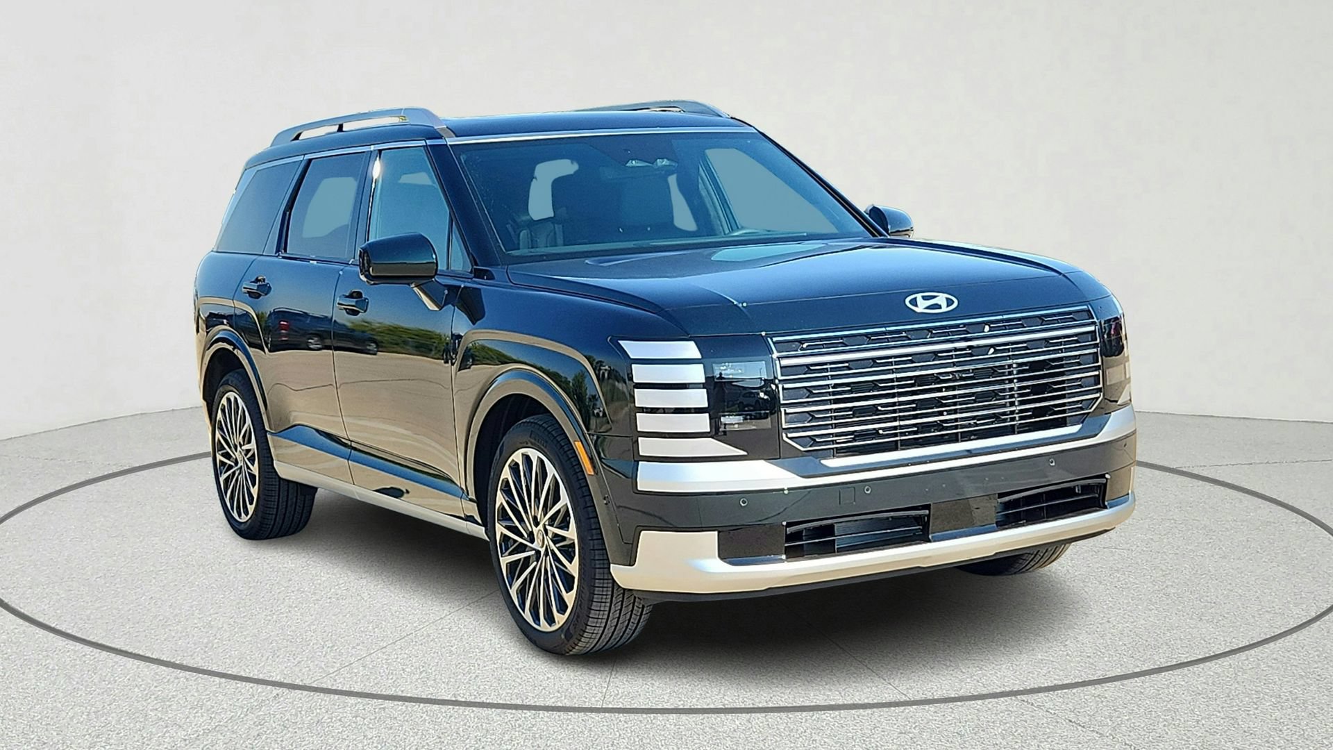 Certified 2026 Hyundai Palisade Calligraphy FWD image 1