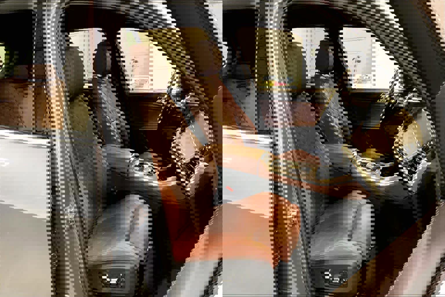 Used 2024 BMW X5 xDrive40i w/ Premium Package image 9