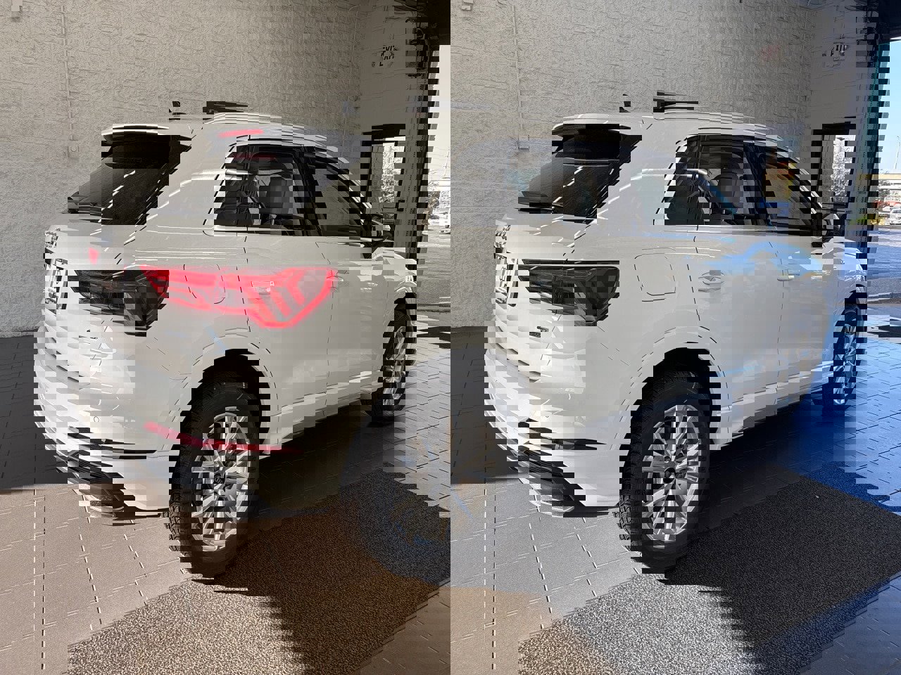 New 2025 Audi Q3 2.0T Premium Plus image 8